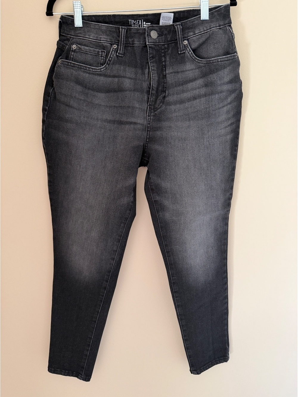 8 short/cropped high rise curvy jeans Time and Tru